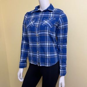 American Eagle Plaid Button Down shirt 100% cotton